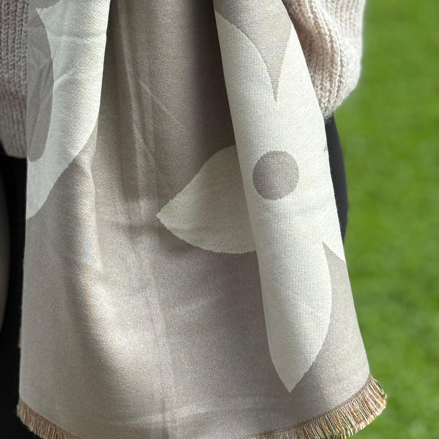 Soft Schal / Flower Creme