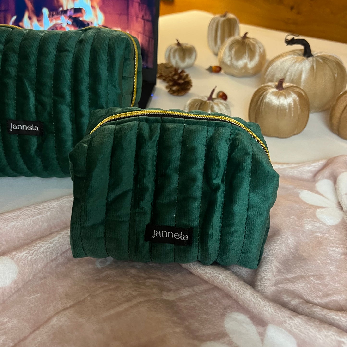 Kosmetiktasche /Golden Green M