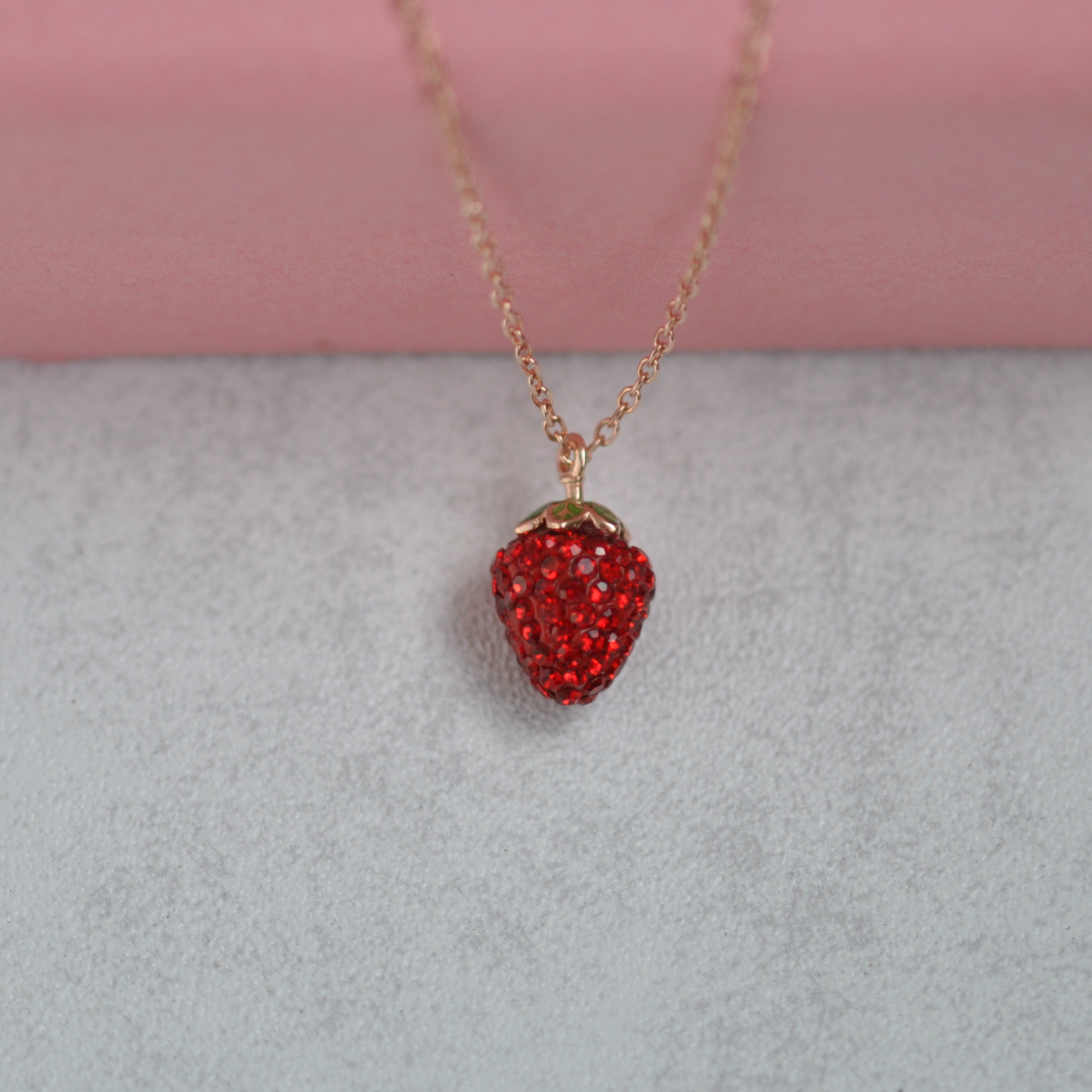 Kette / Erdbeere Roségold