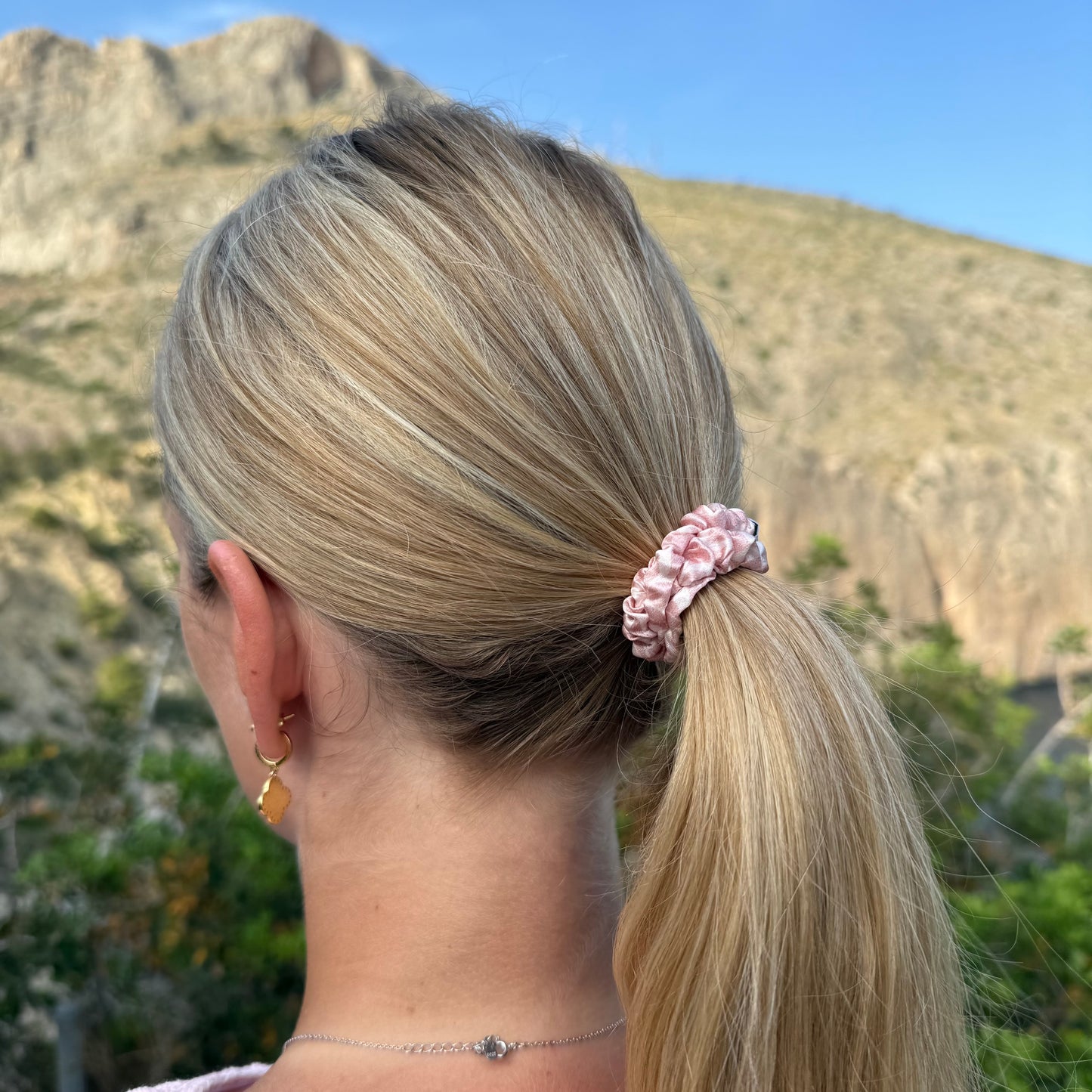 Silk Scrunchie / Blossom
