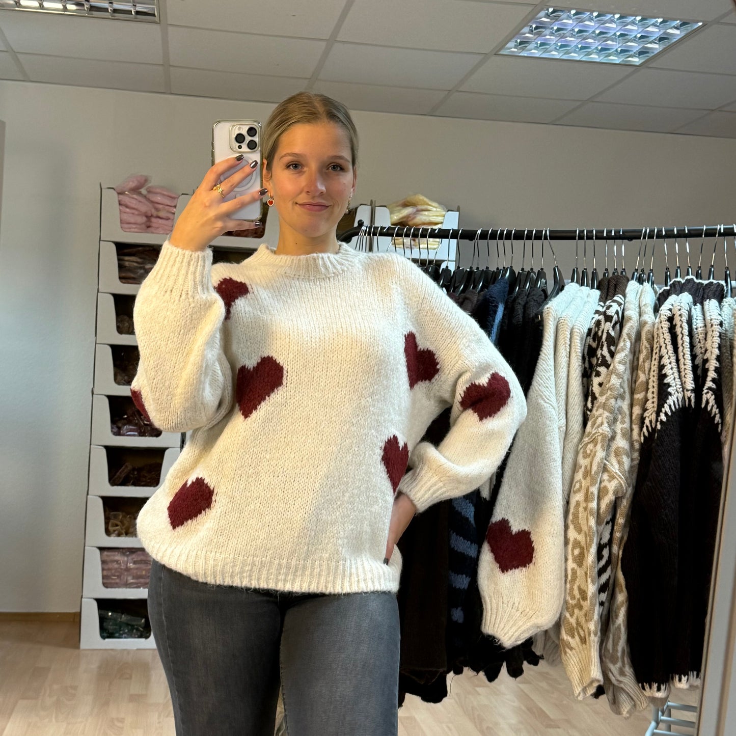 Pullover Herzen / BeigeRot