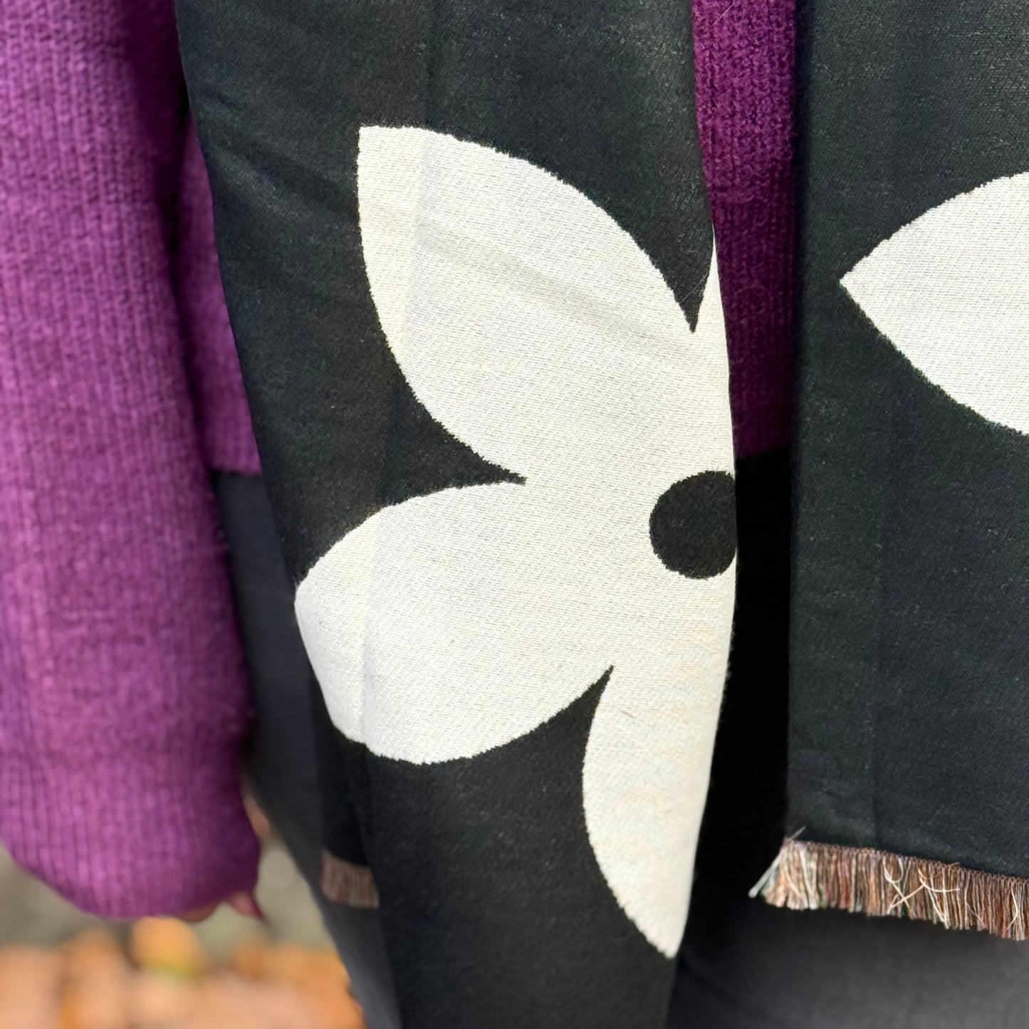 Soft Schal / Flower Schwarz