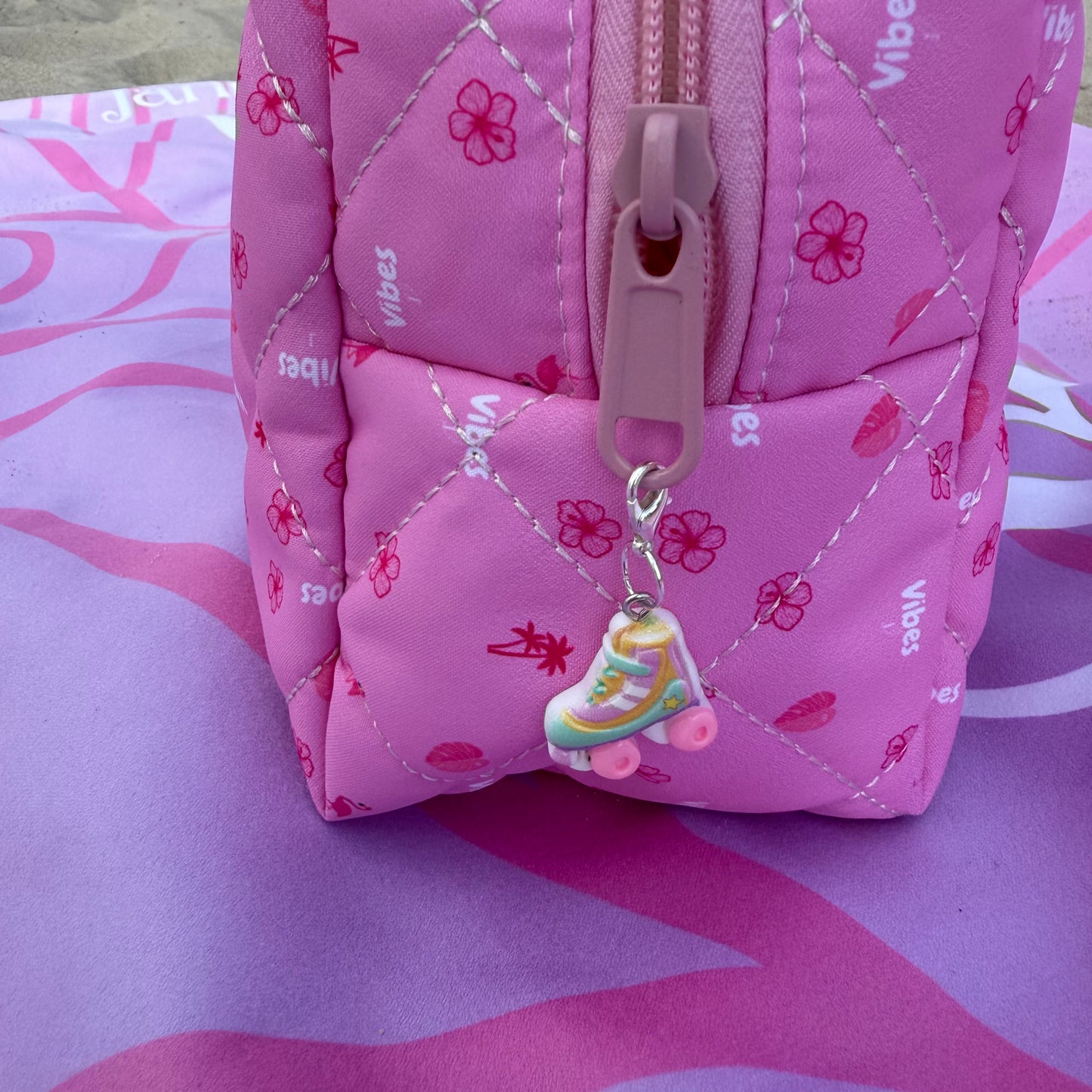Charm Rollschuhe