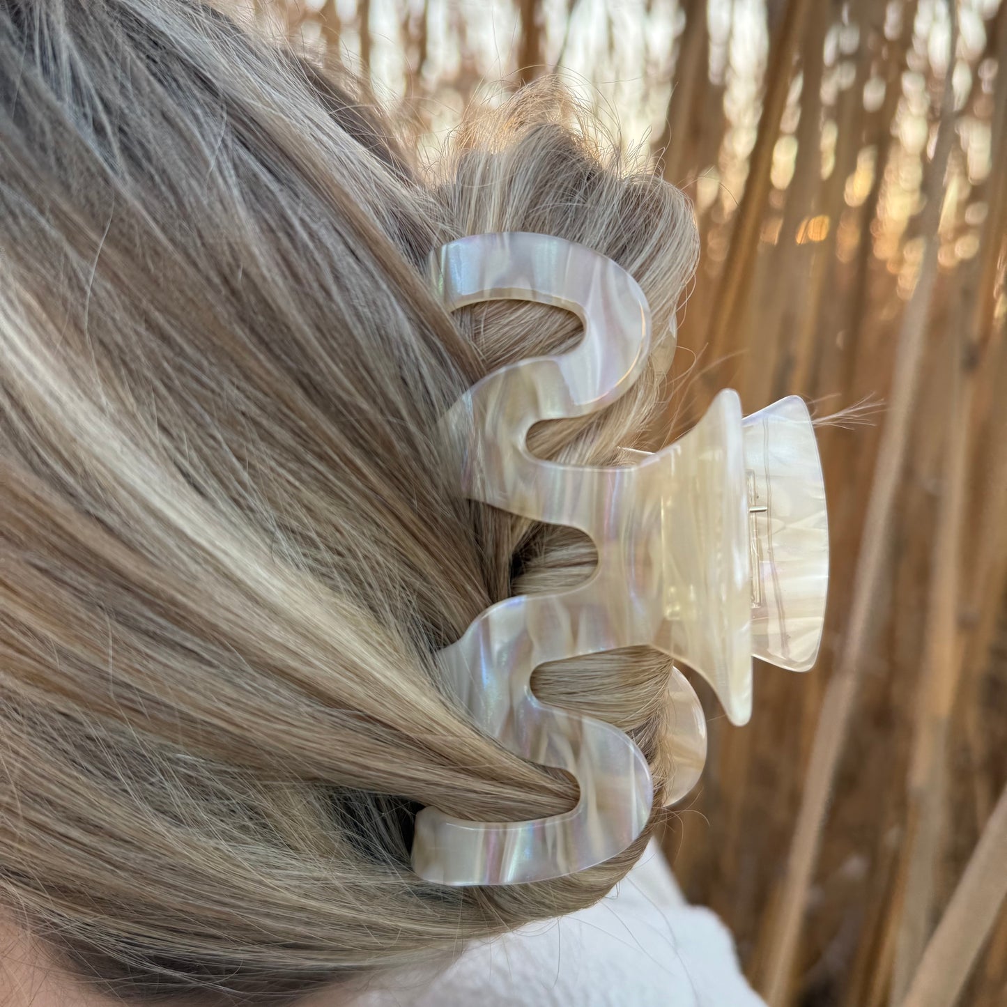Wave Clip / LightShine