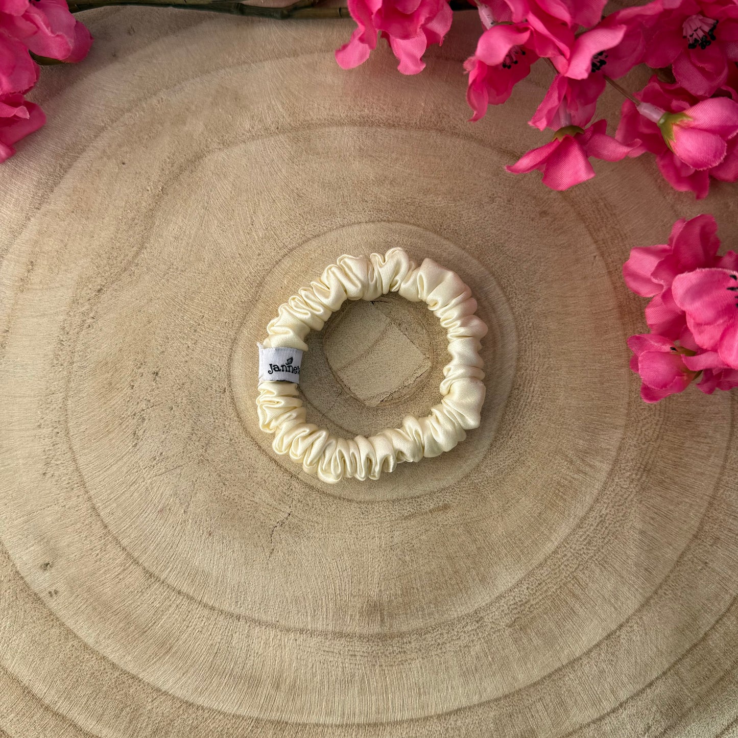Silk Scrunchie / Lemon