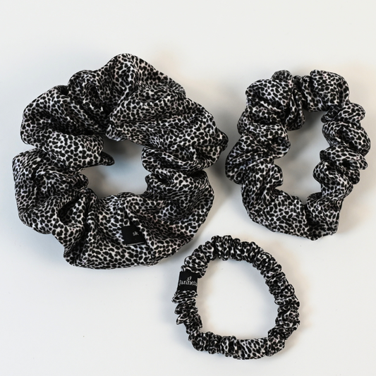 Silk Scrunchie / LeoBlacknWhite