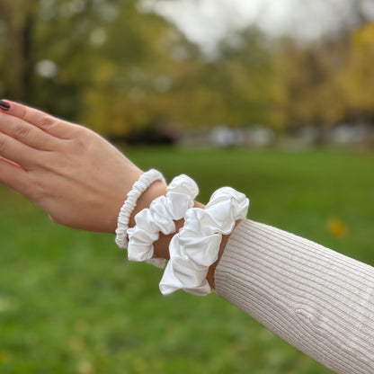 Silk Scrunchie / Alpina