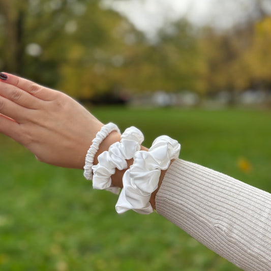 Silk Scrunchie / Alpina