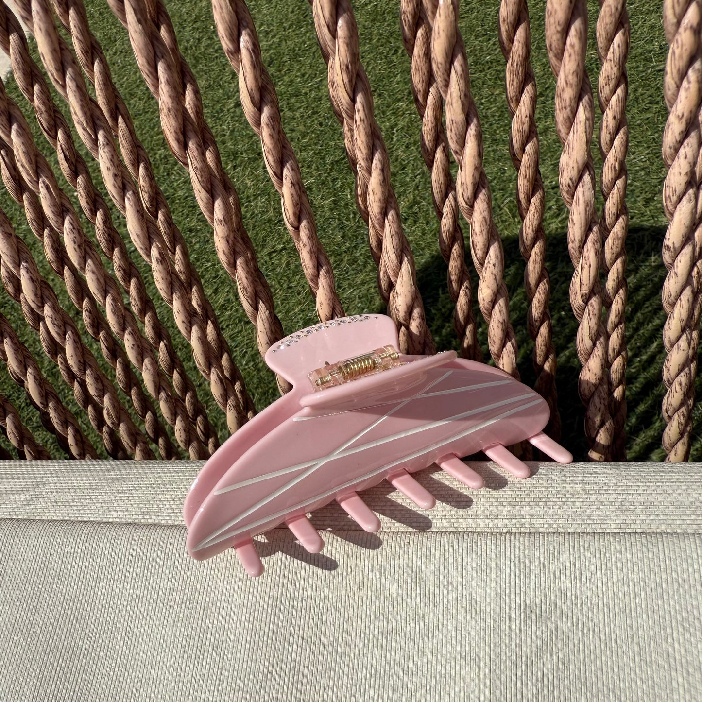 Round Clip /  RosaStripes L
