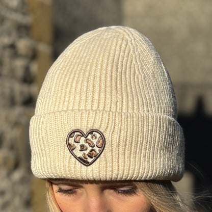Mütze / Creme Leo Herz