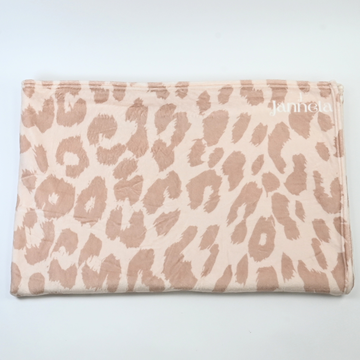 Leichte Kuscheldecke / LeoCreme