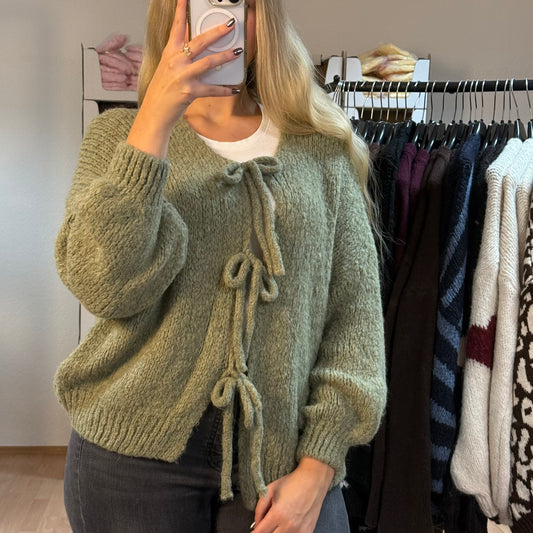 Strickjacke Schleifen / Grün