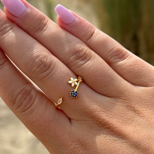BlueWhite Flower Ring / Gold