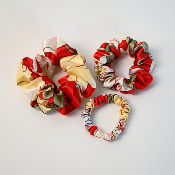 Silk Scrunchie / RedSpring