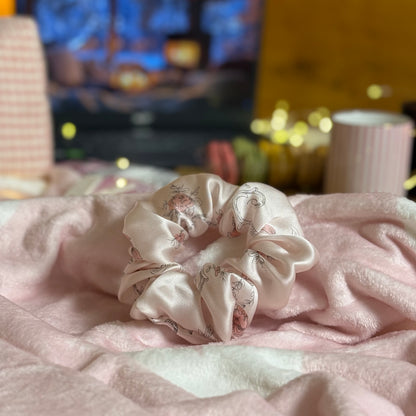 Silk Scrunchie / DreamFlower