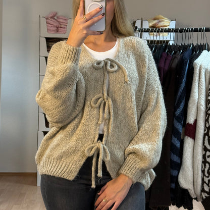 Strickjacke Schleifen / Beige