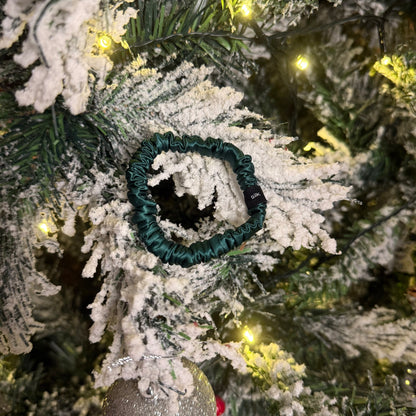 Silk Scrunchie / Green Shine