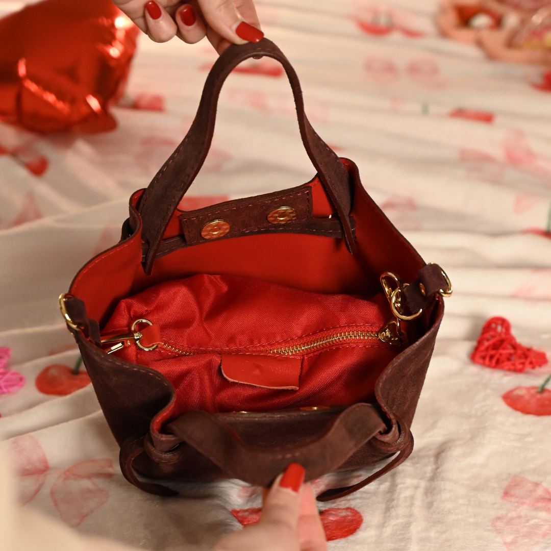 Vera Tasche / BordeauxRot