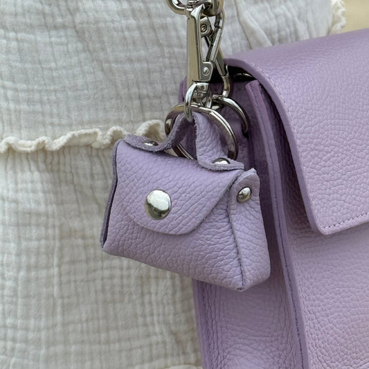 Anhänger / Mini Bag Flieder