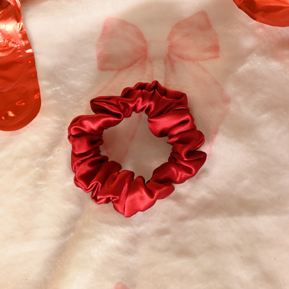 Silk Scrunchie / Salsa