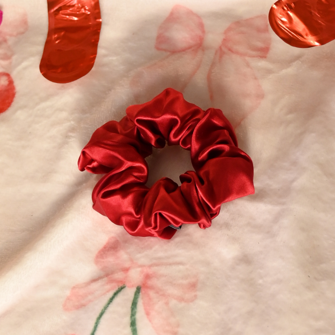 Silk Scrunchie / Salsa