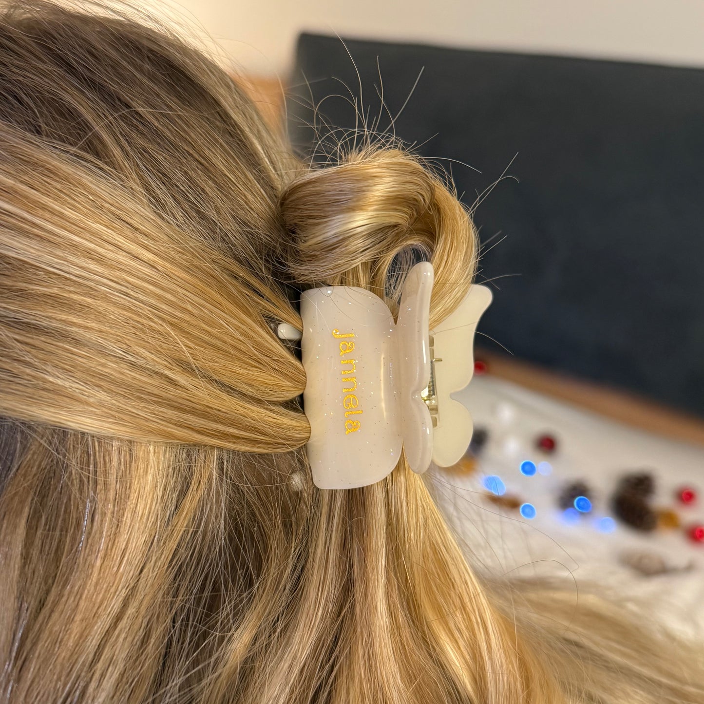 Butterfly Clip / WhiteSparkle