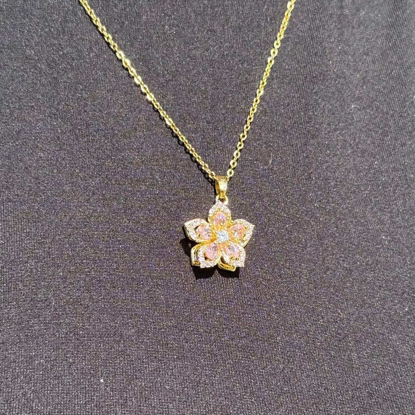 Kette /  WindyBloom Rosa