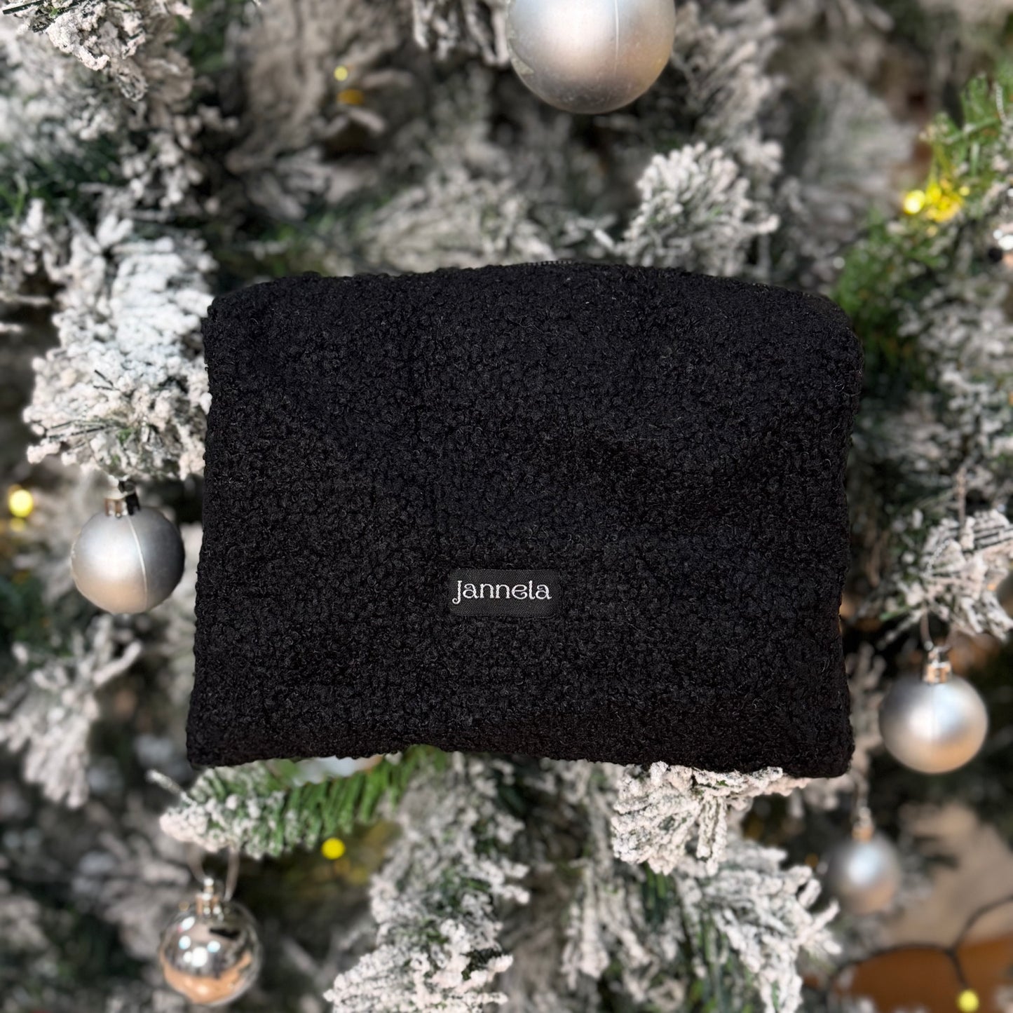 Kosmetiktasche / Dark L