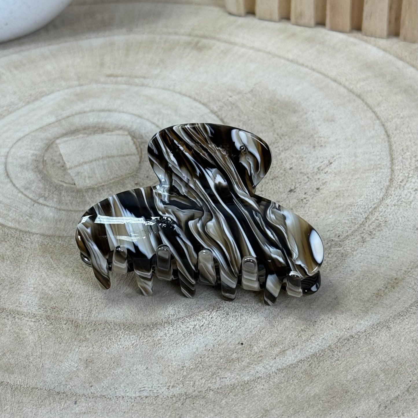 Round Clip / Monte M