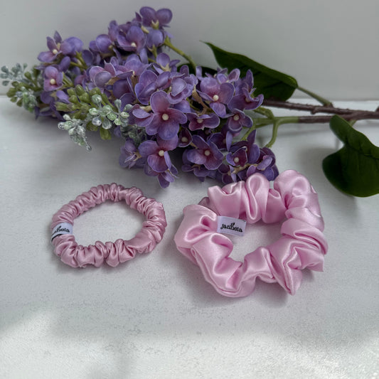 Silk Scrunchie / Blushberry