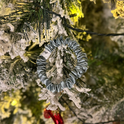 Silk Scrunchie / Olive