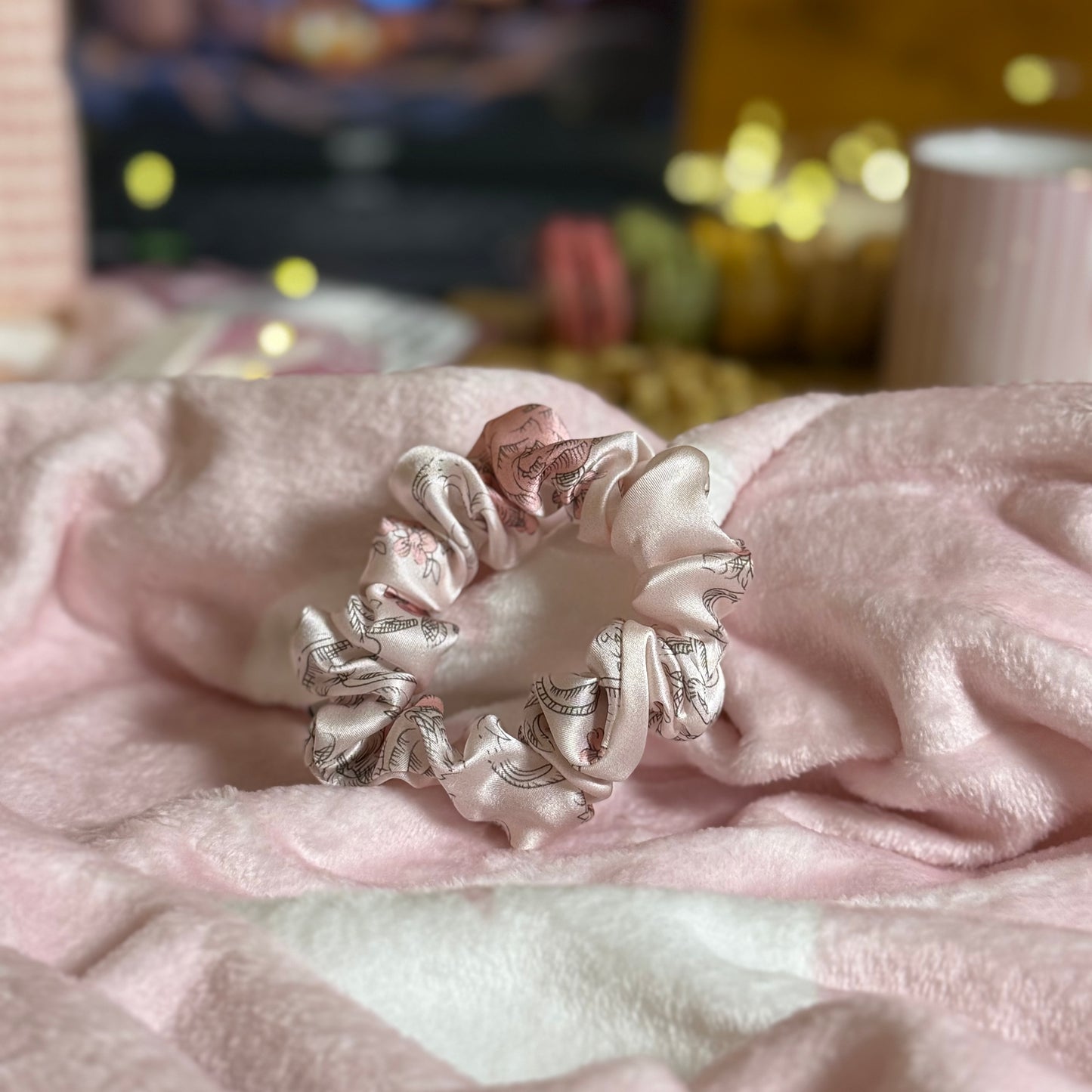 Silk Scrunchie / DreamFlower