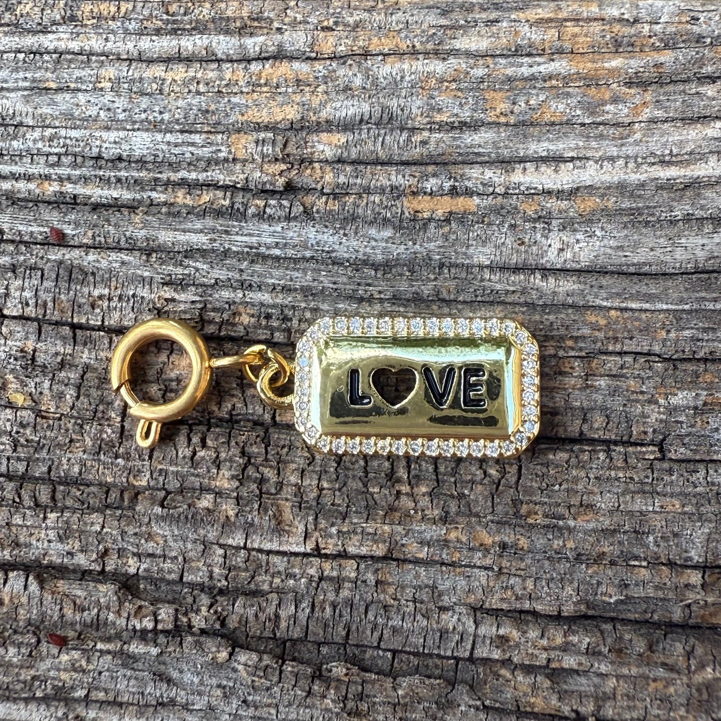 Charm / Love (Schmuck)