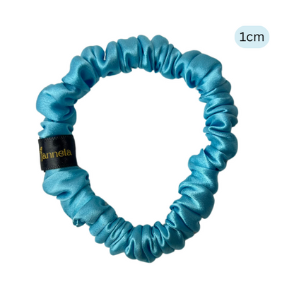 Seidenscrunchie Baby Blue