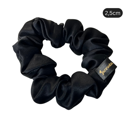 Silk Scrunchie / Blacky